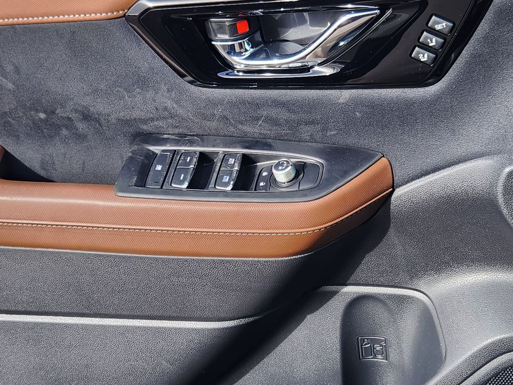 New 2026 Crystal Black Silica Subaru Touring image 11