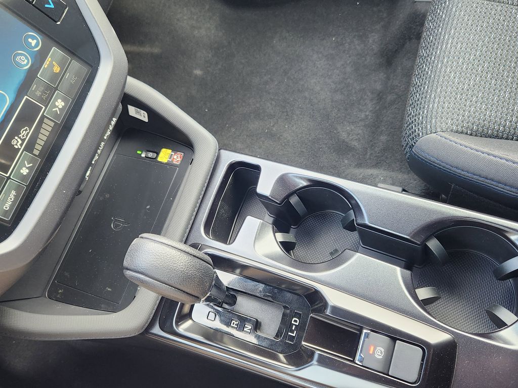 New 2026 Crystal White Pearl Subaru Premium image 23