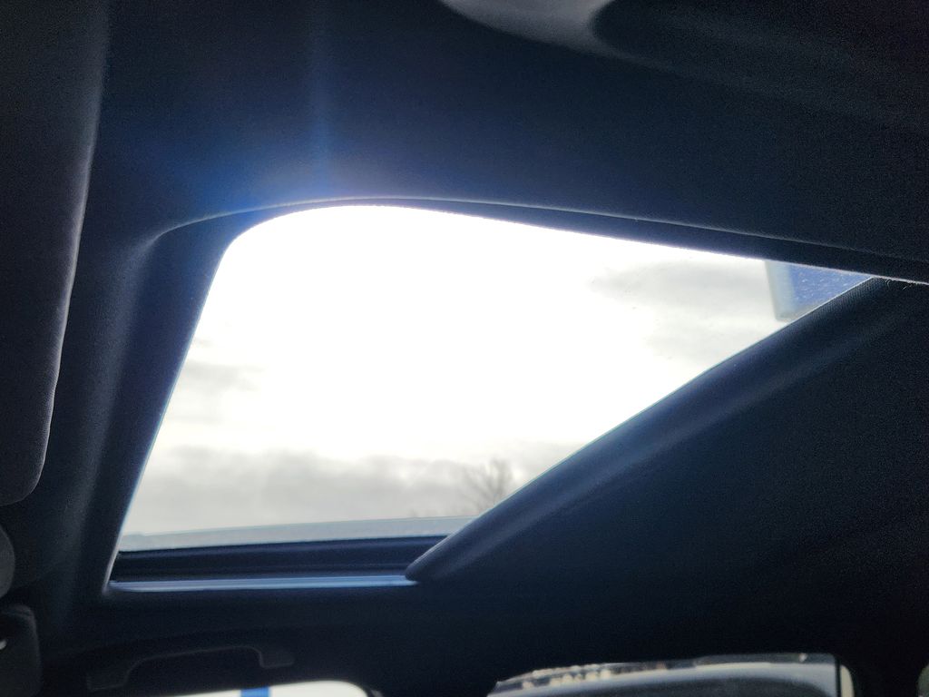 New 2026 Crystal White Pearl Subaru Premium image 24