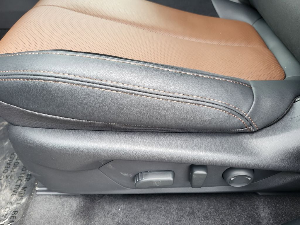 New 2026 Crystal Black Silica Subaru Touring image 11