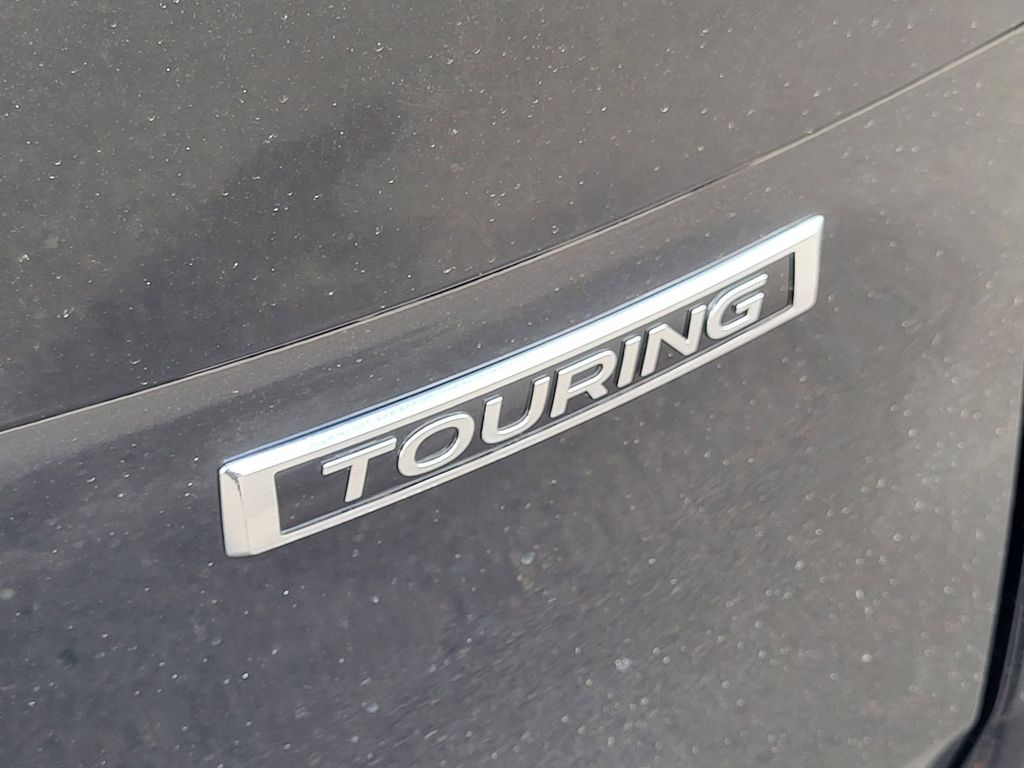 New 2026 Crystal Black Silica Subaru Touring image 8