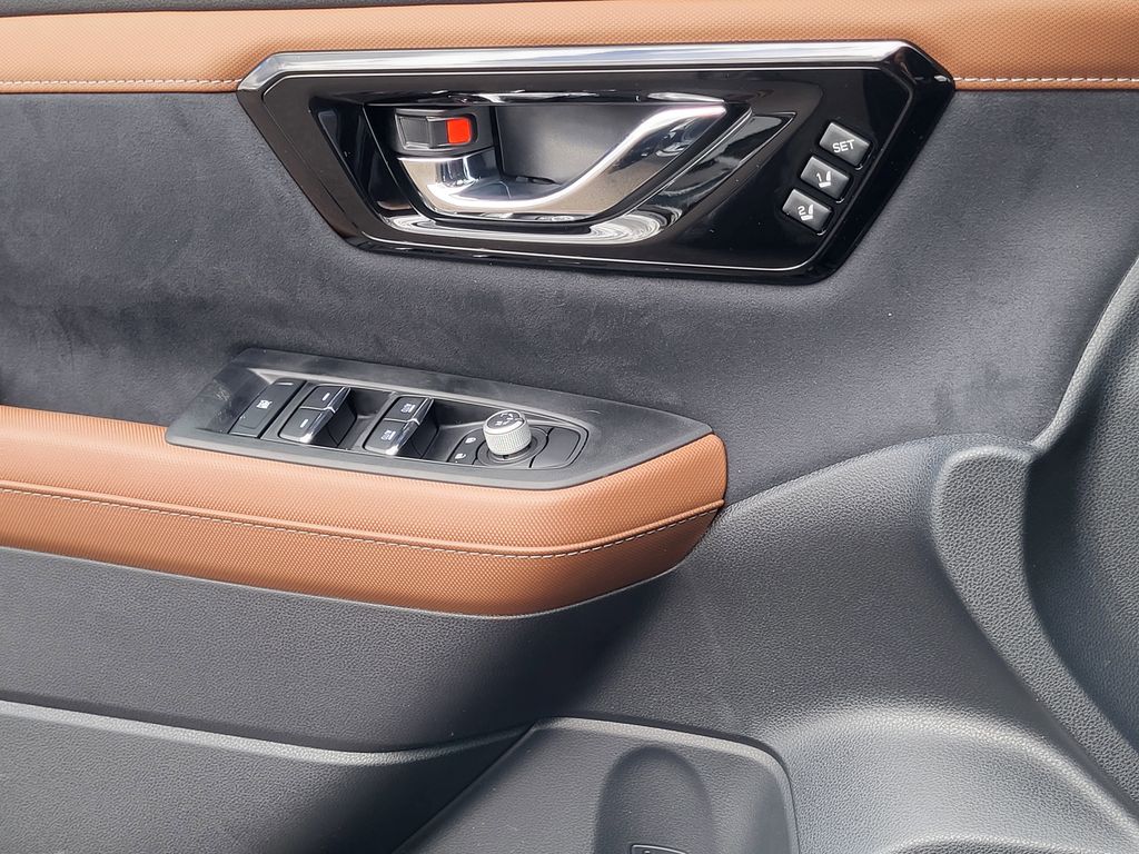 New 2026 Crystal Black Silica Subaru Touring image 19