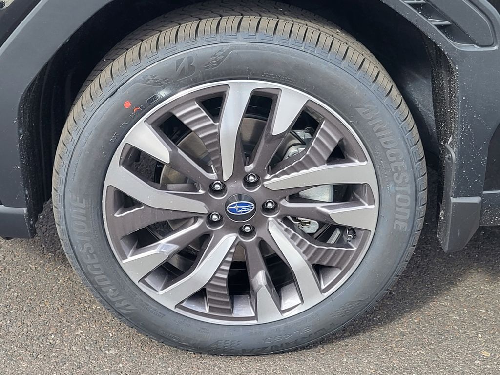 New 2026 Crystal Black Silica Subaru Touring image 7