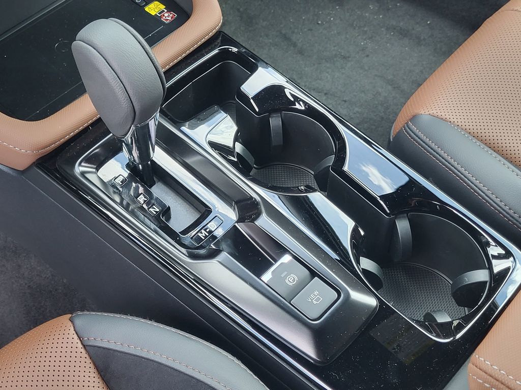 New 2026 Crystal Black Silica Subaru Touring image 18