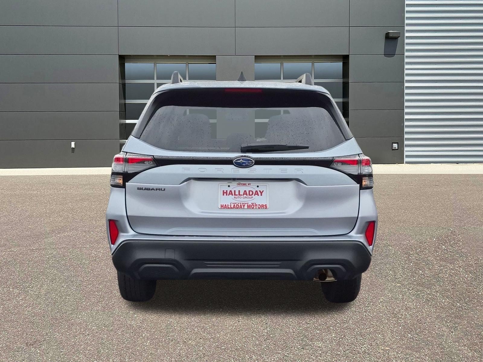 New 2026 Ice Silver Metallic Subaru Premium image 7
