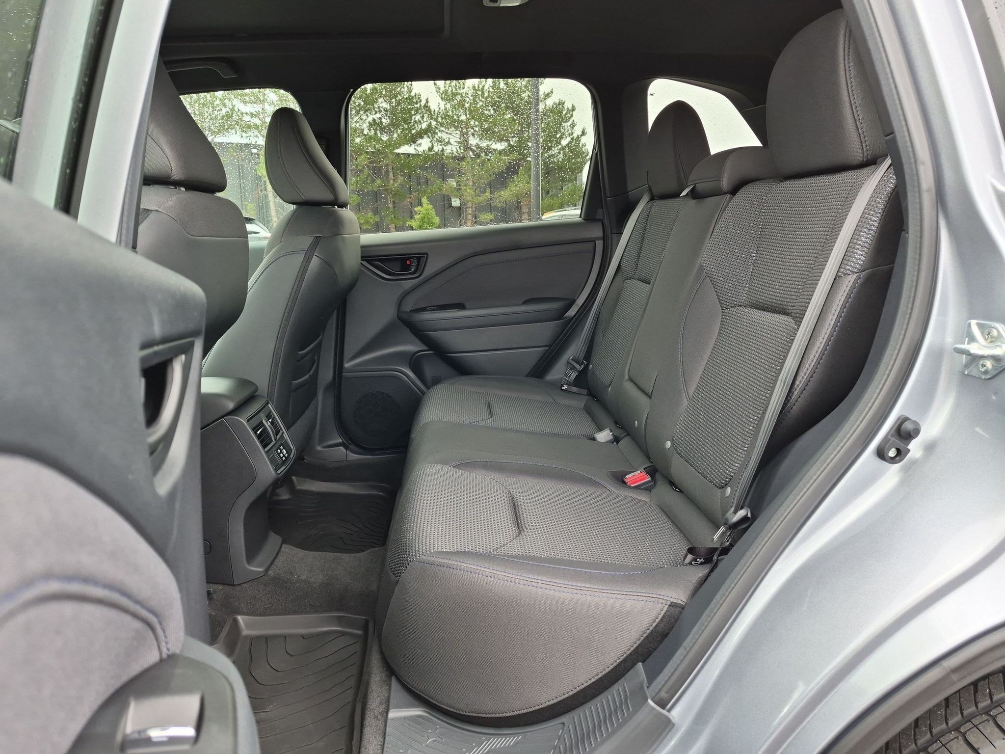 New 2026 Ice Silver Metallic Subaru Premium image 20