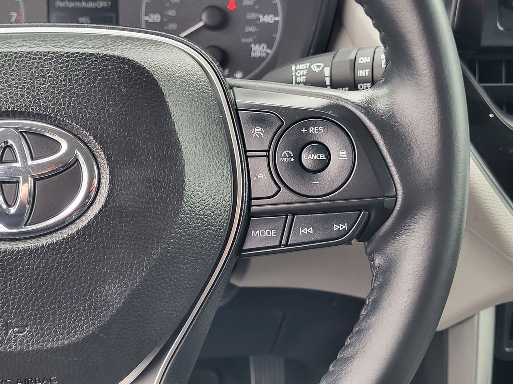 Used 2024 Wind Chill Pearl Toyota LE image 14