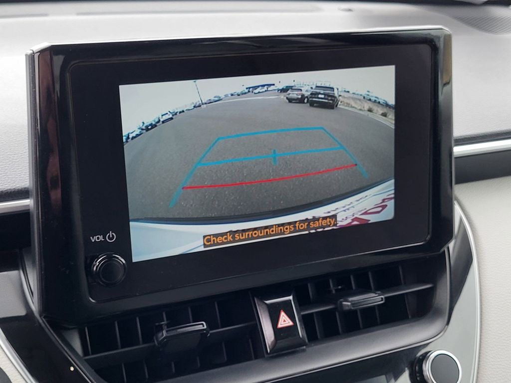 Used 2024 Wind Chill Pearl Toyota LE image 16