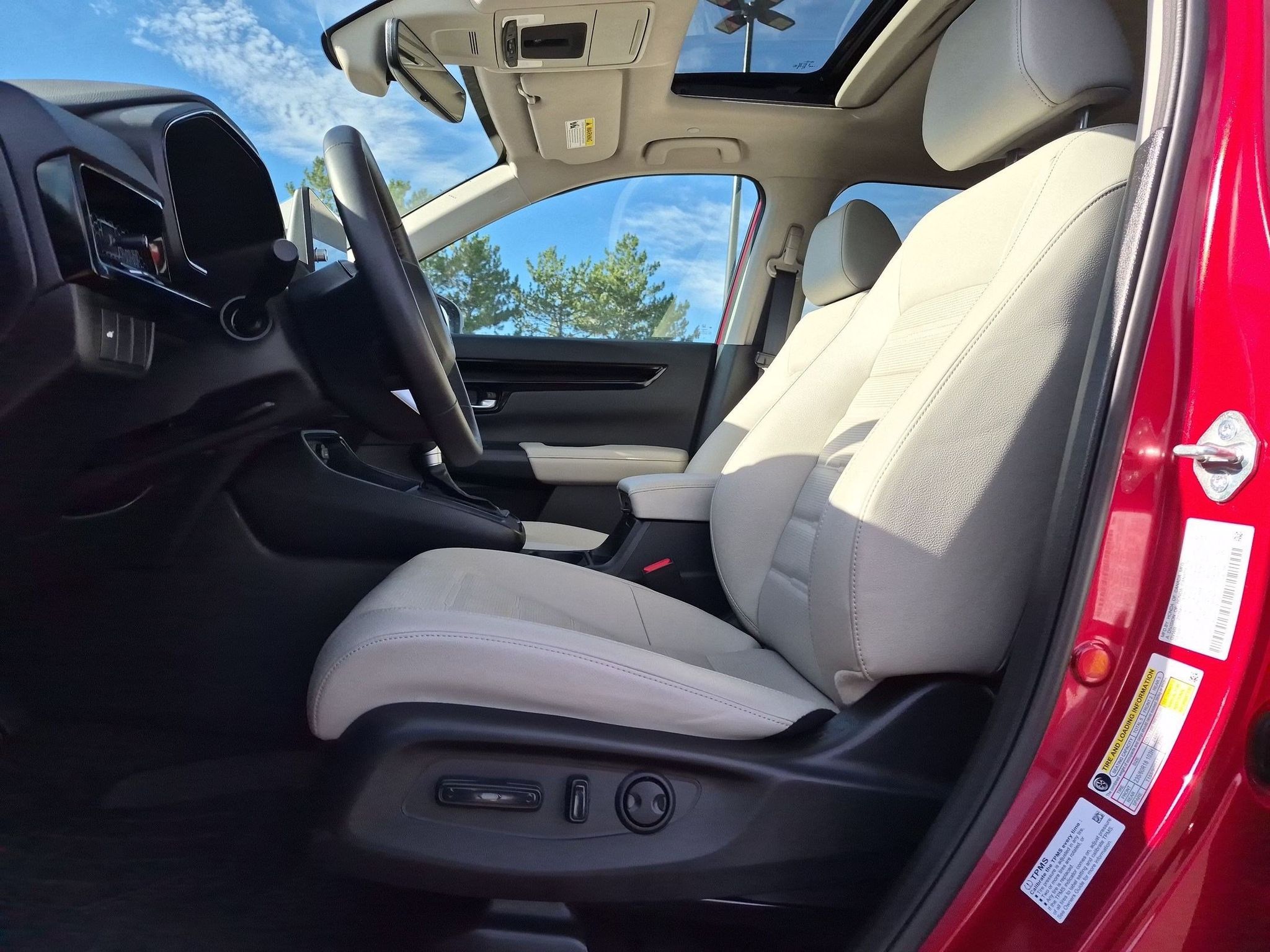 Certified Used 2026 RED Honda EX-L image 17