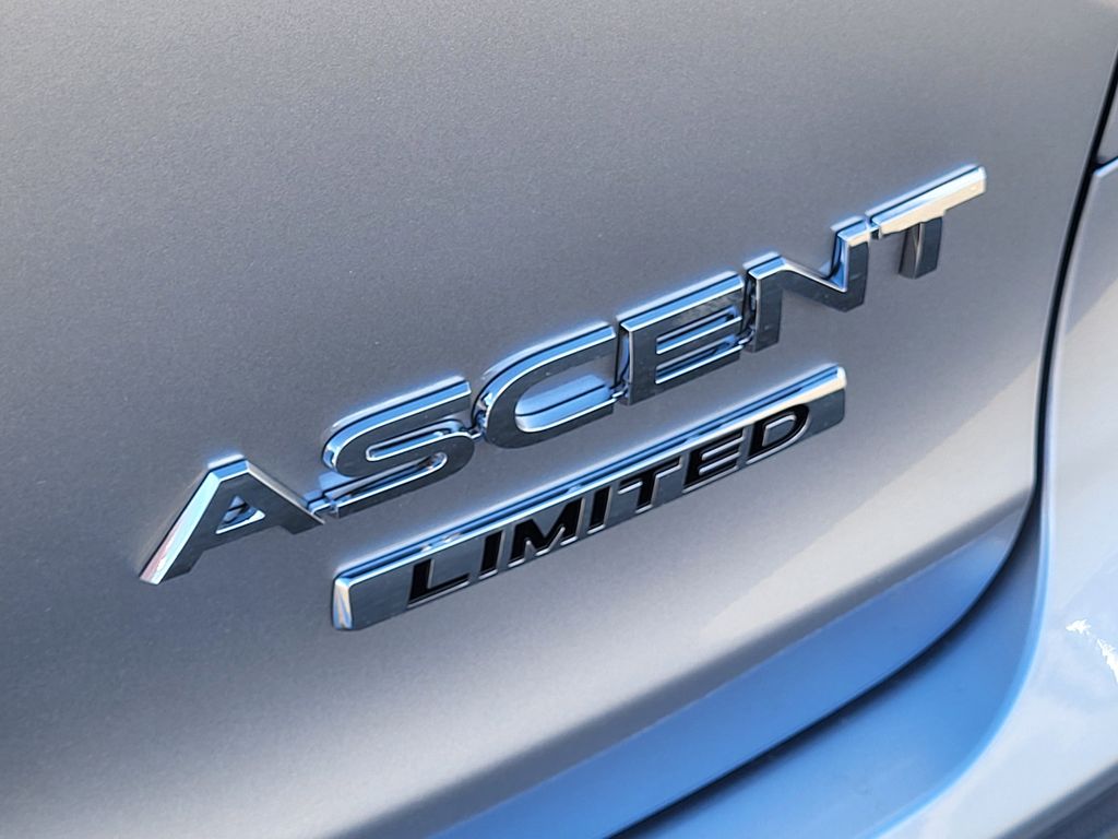 New 2026 Ice Silver Metallic Subaru Limited image 8