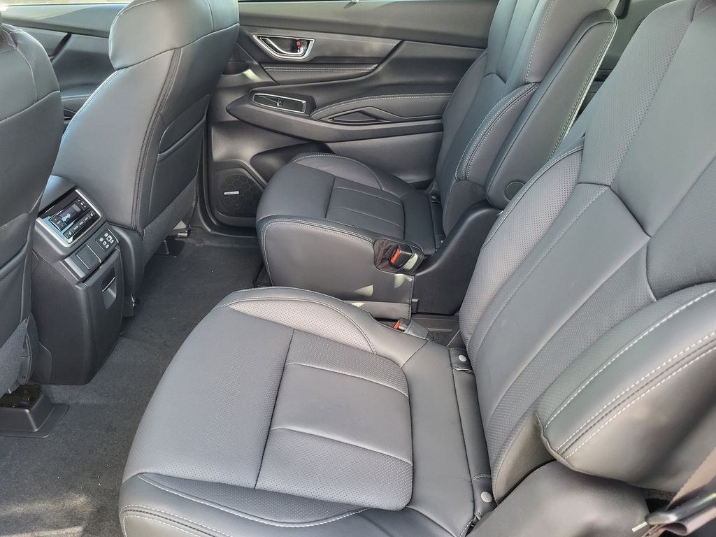 New 2026 Ice Silver Metallic Subaru Limited image 21