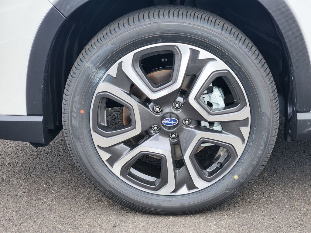 New 2026 Crystal White Pearl Subaru Limited image 6