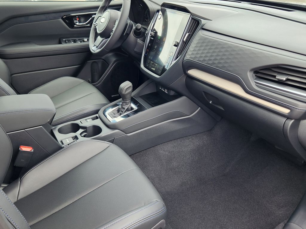New 2025 Crystal Black Silica Subaru Limited Hybrid image 18