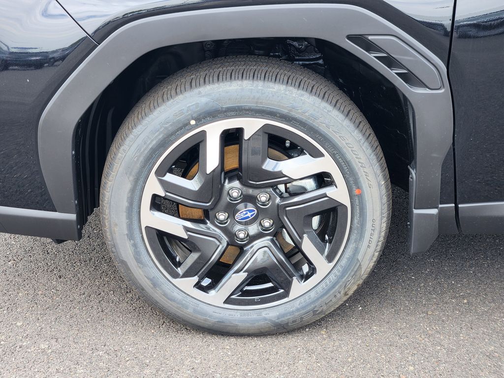 New 2025 Crystal Black Silica Subaru Limited Hybrid image 9