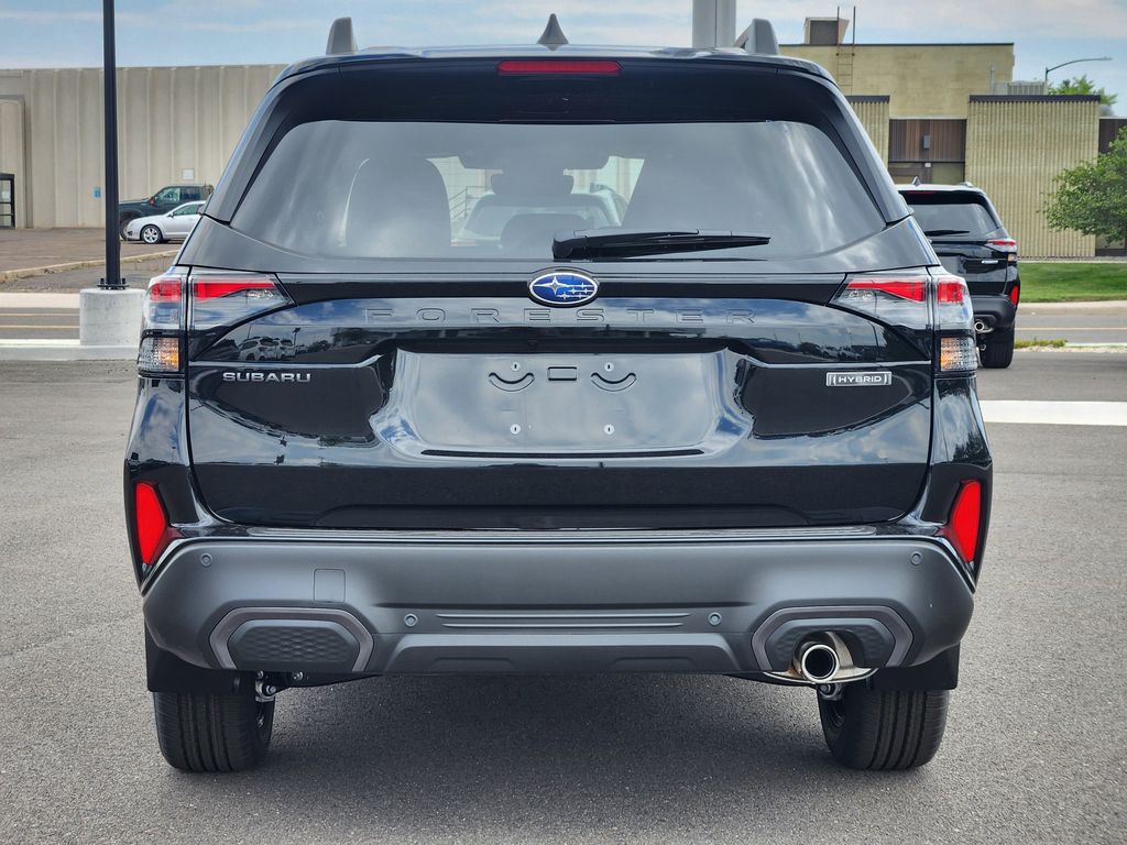New 2025 Crystal Black Silica Subaru Limited Hybrid image 4