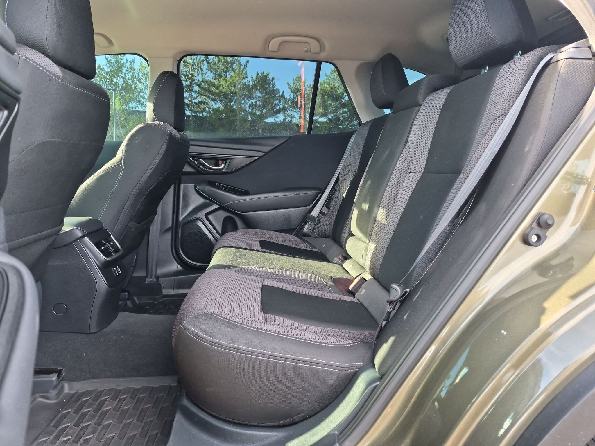 Certified Used 2025 Autumn Green Metallic Subaru Premium image 19