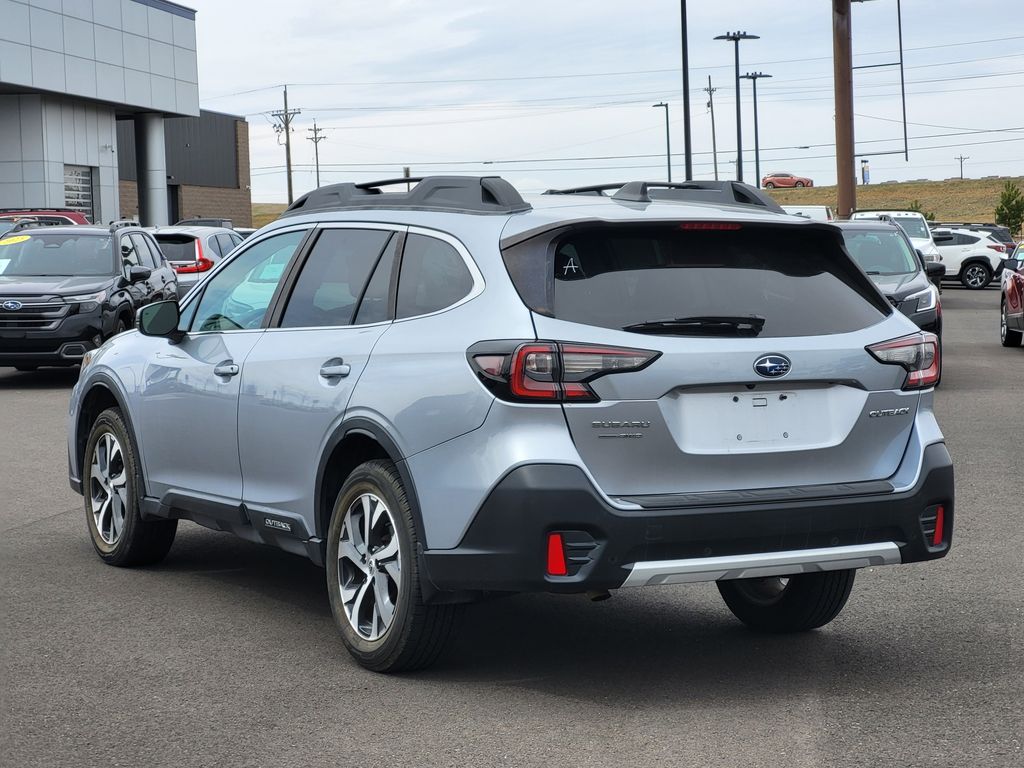 Used 2021 Ice Silver Metallic Subaru Limited image 4