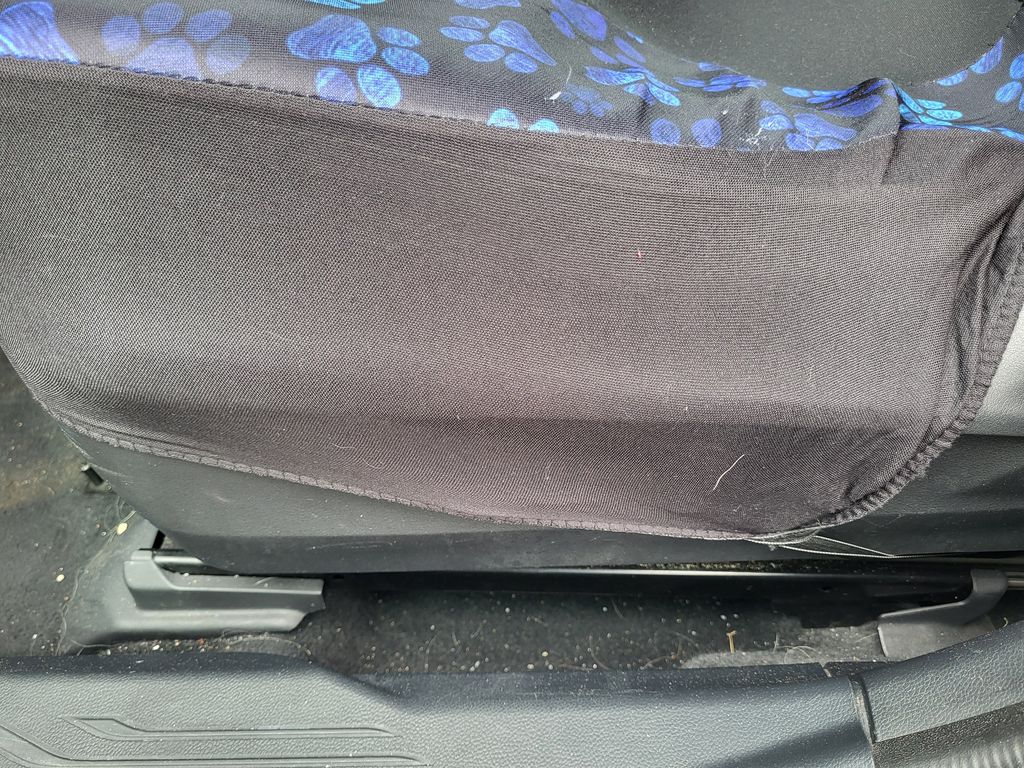 Used 2021 Ice Silver Metallic Subaru Limited image 12