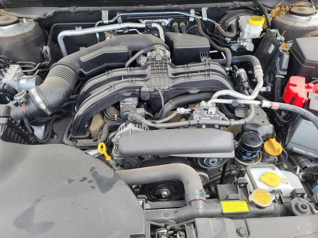 Used 2021 Ice Silver Metallic Subaru Limited image 23