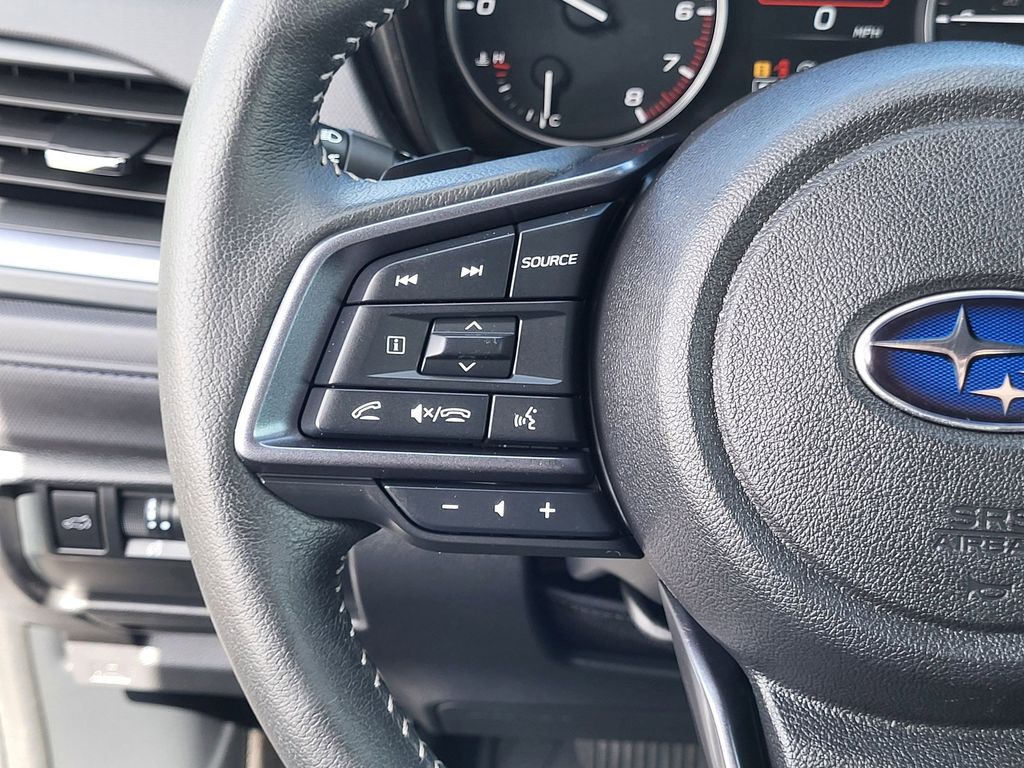 Used 2025 Ice Silver Metallic Subaru Limited image 14