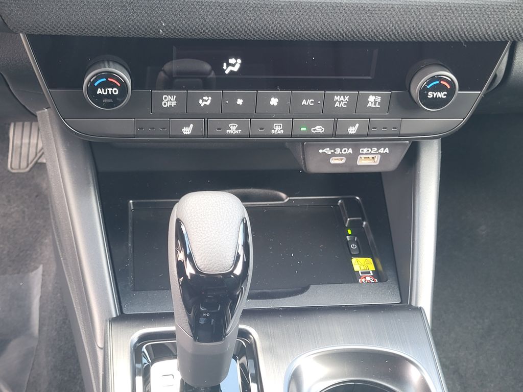 New 2026 Sapphire Blue Pearl Subaru Limited image 17