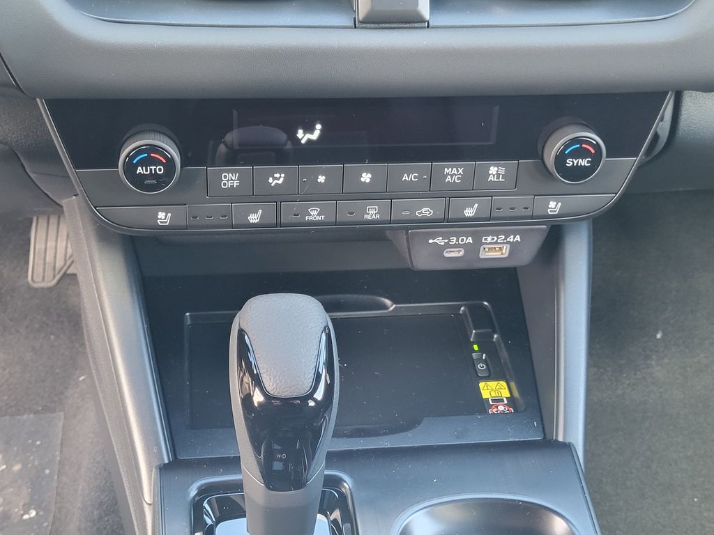 New 2026 Crystal White Pearl Subaru Touring image 17