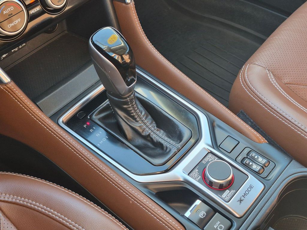 Used 2020 Magnetite Gray Metallic Subaru Touring image 12