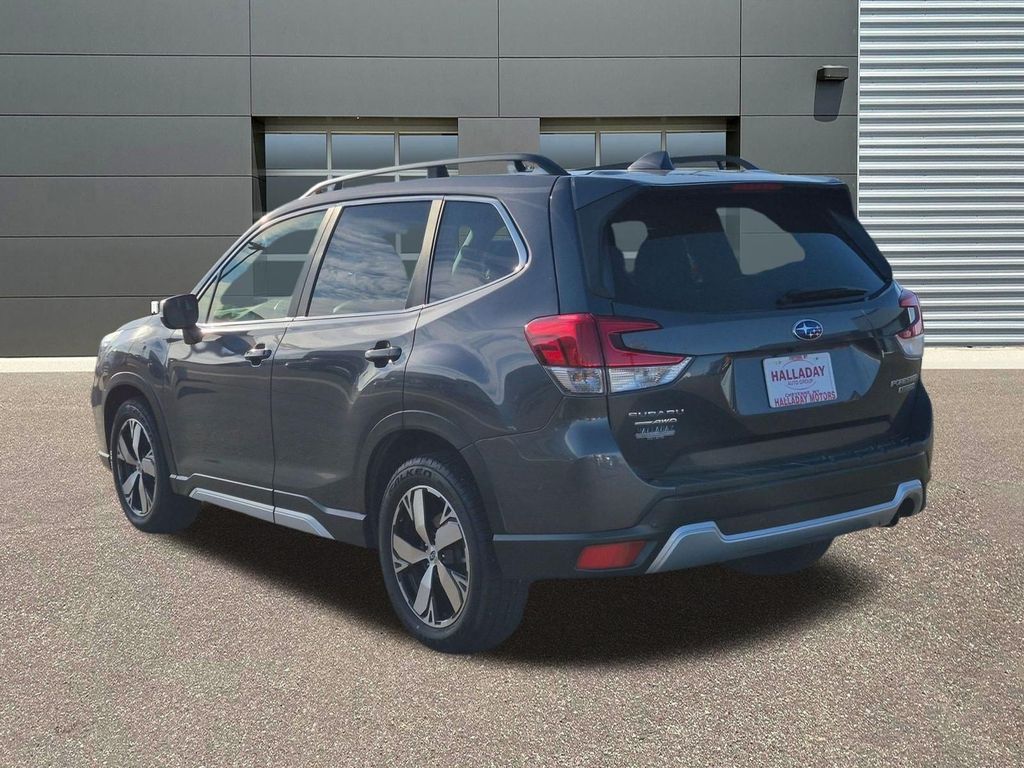 Used 2020 Magnetite Gray Metallic Subaru Touring image 8