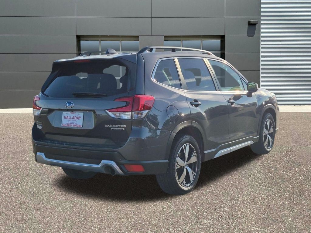 Used 2020 Magnetite Gray Metallic Subaru Touring image 5