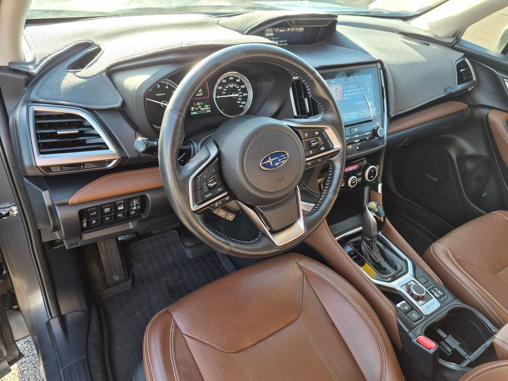 Used 2020 Magnetite Gray Metallic Subaru Touring image 10