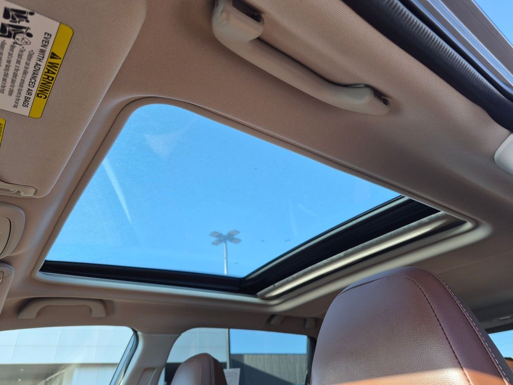 Used 2020 Magnetite Gray Metallic Subaru Touring image 18