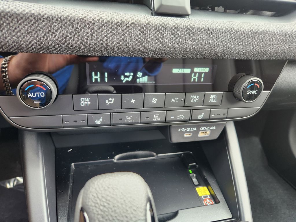 New 2026 Sapphire Blue Pearl Subaru Limited image 16