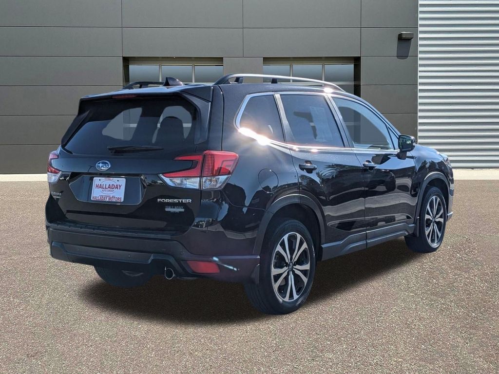 Certified Used 2023 Crystal Black Silica Subaru Limited image 5