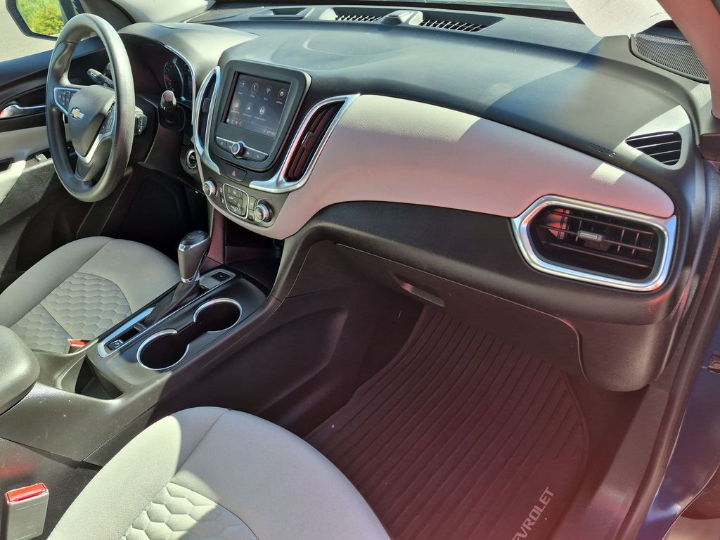 Used 2020 Pacific Blue Metallic Chevrolet LT image 22