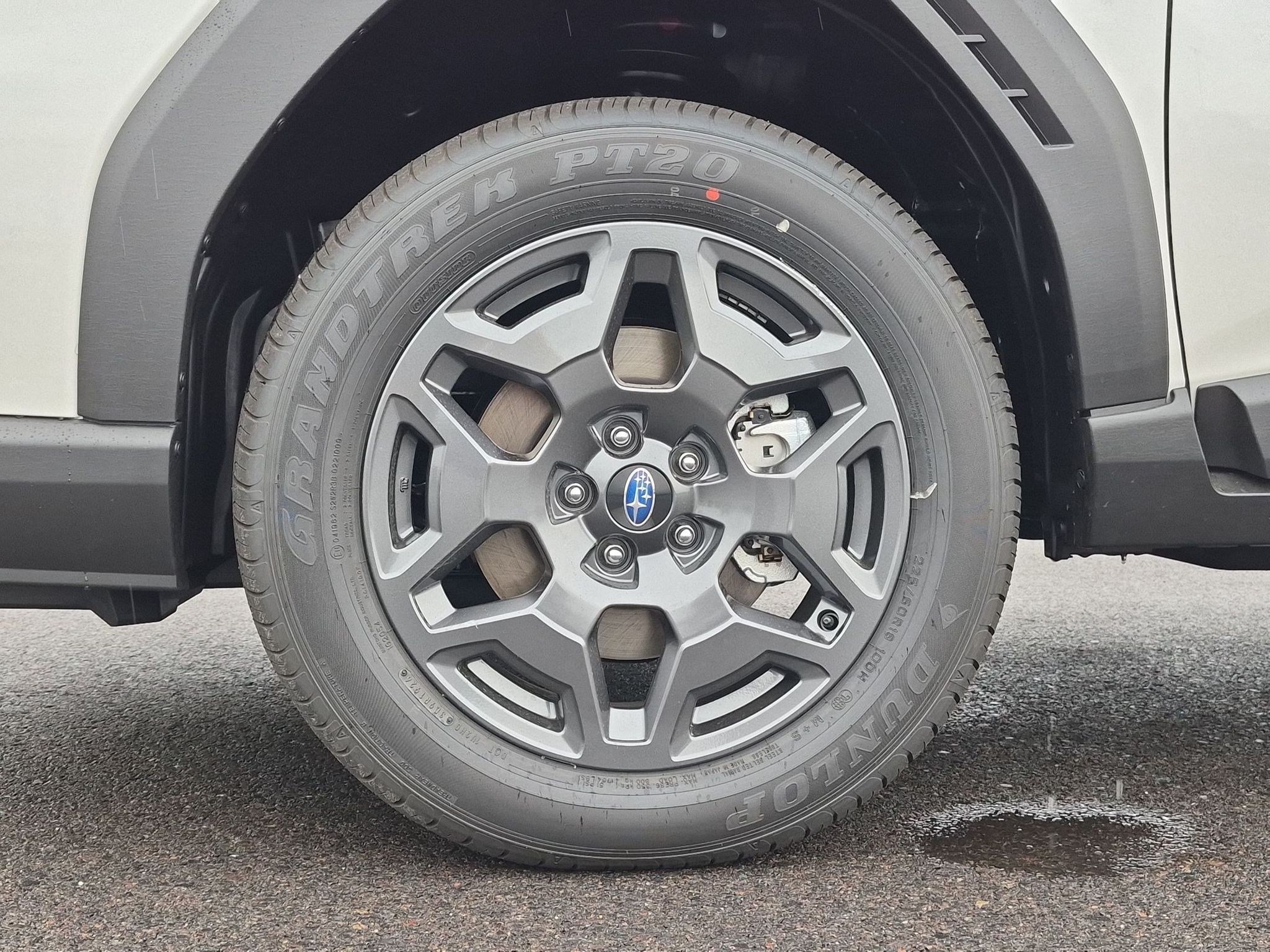 New 2026 Crystal White Pearl Subaru Premium image 25
