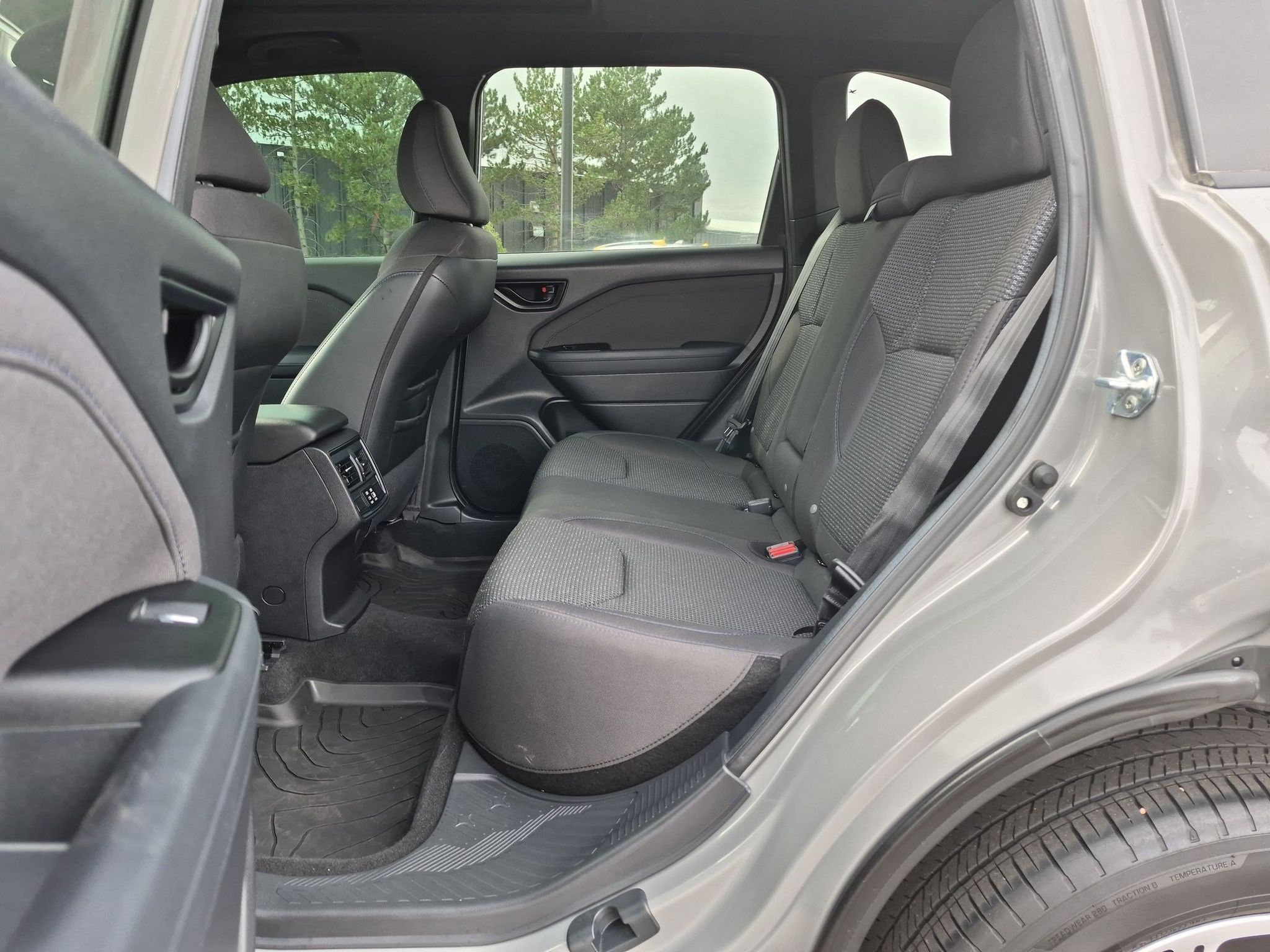 Certified Used 2026 River Rock Pearl Subaru Premium image 20
