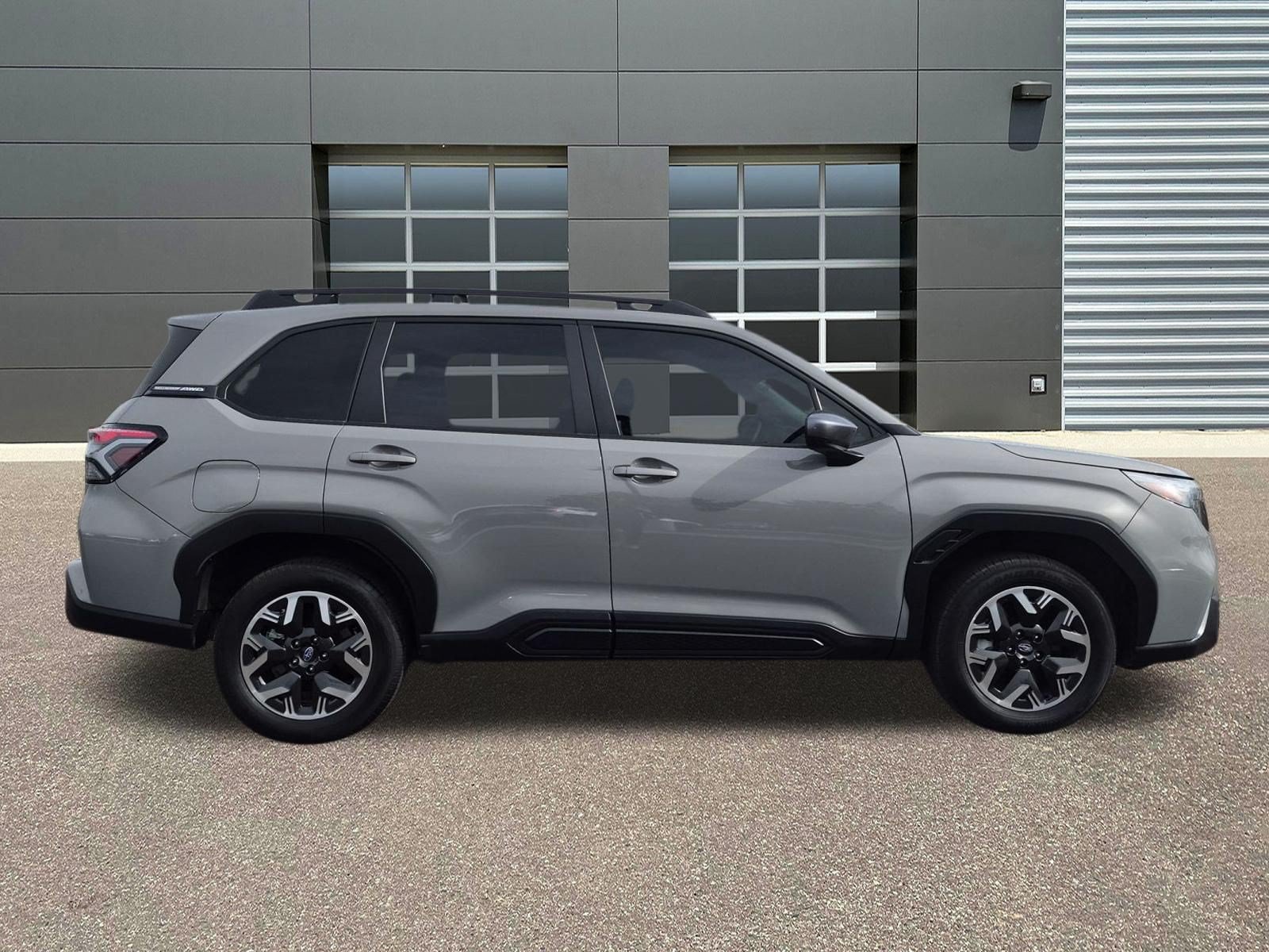 Certified Used 2026 River Rock Pearl Subaru Premium image 4