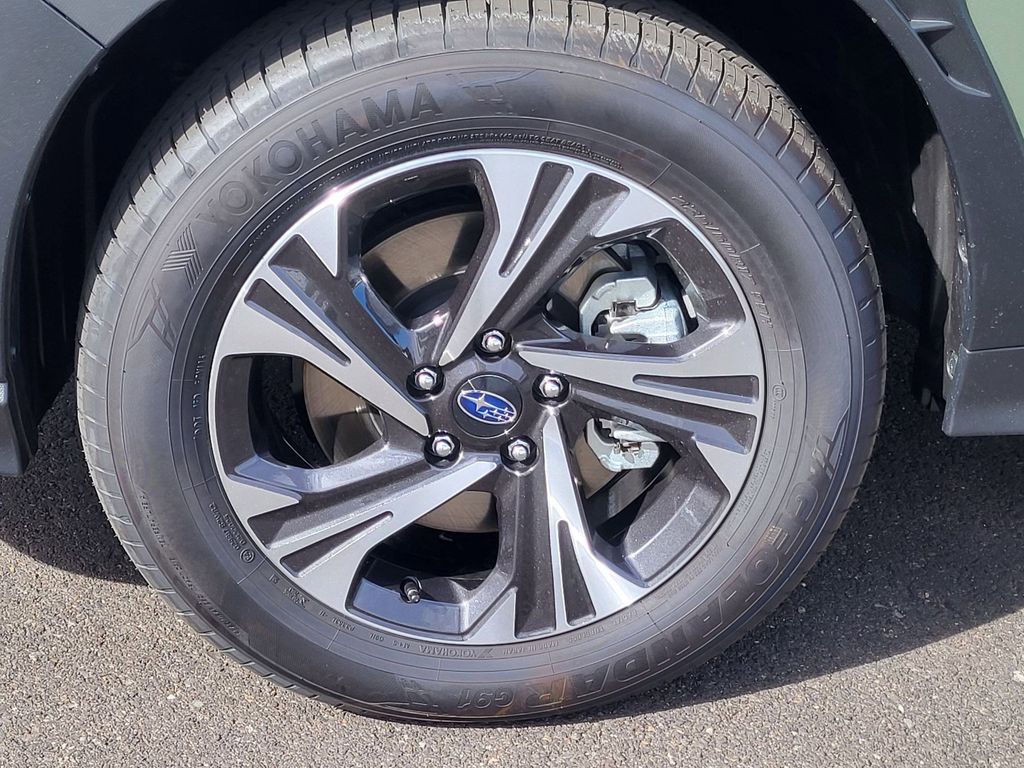 New 2026 Alpine Green Subaru Premium image 7