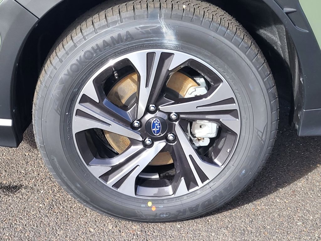 New 2026 Alpine Green Subaru Premium image 7