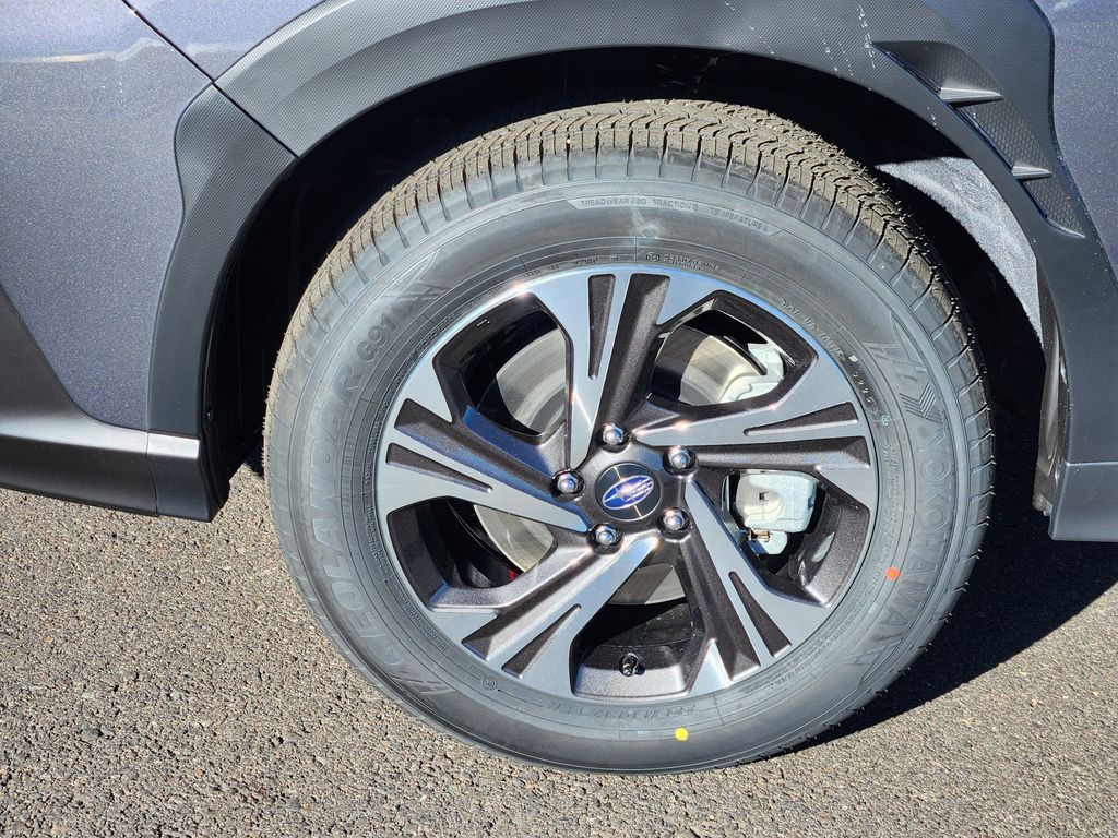 New 2026 Magnetite Gray Metallic/Crystal Black Silica Subaru Premium image 9