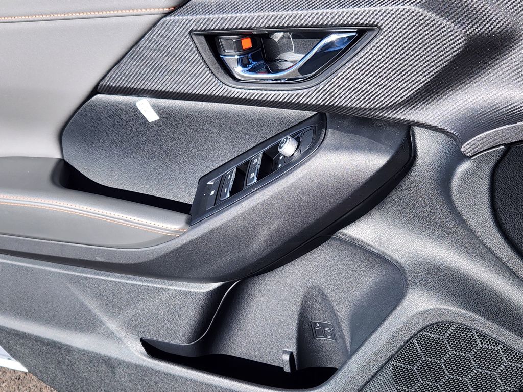 New 2026 Ice Silver Metallic Subaru Limited image 11