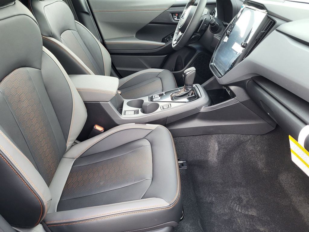 New 2026 Ice Silver Metallic Subaru Limited image 10