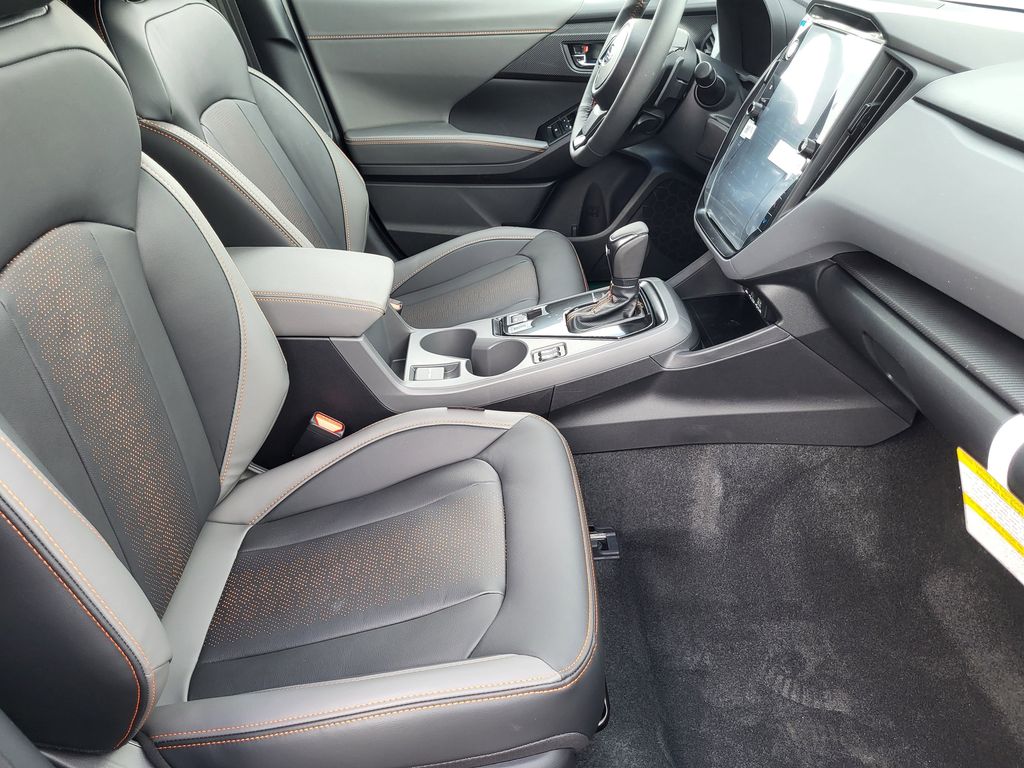 New 2026 Ice Silver Metallic Subaru Limited image 10