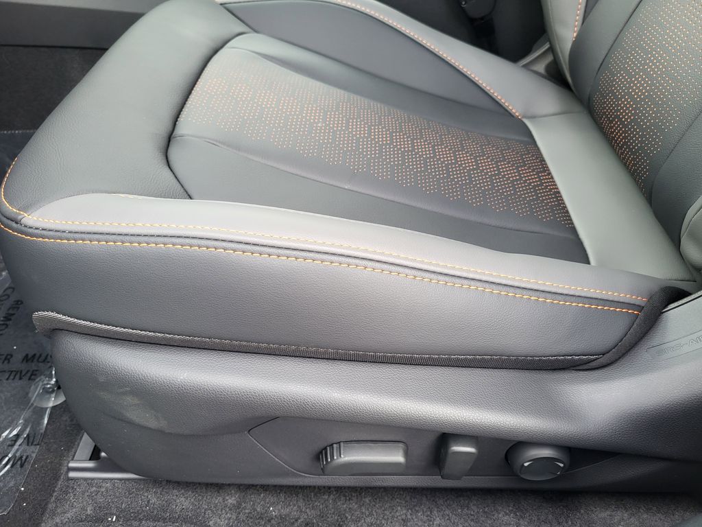 New 2026 Ice Silver Metallic Subaru Limited image 11