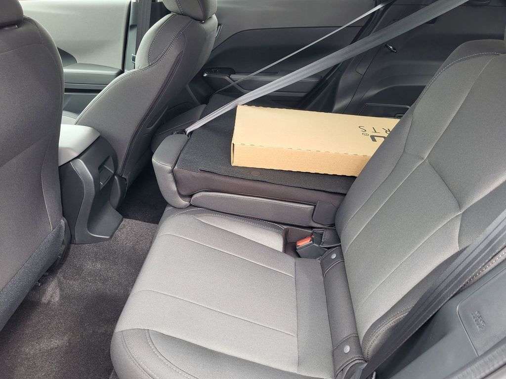 New 2026 Ice Silver Metallic Subaru Base image 20