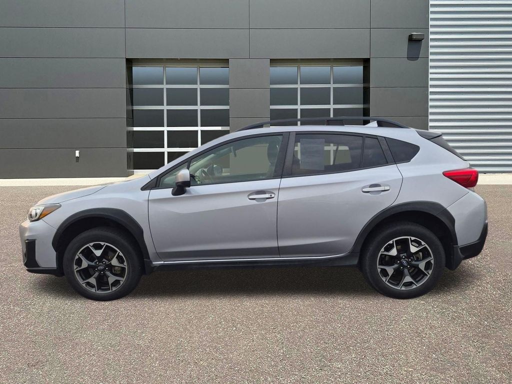 Used 2020 Ice Silver Metallic Subaru Premium image 9