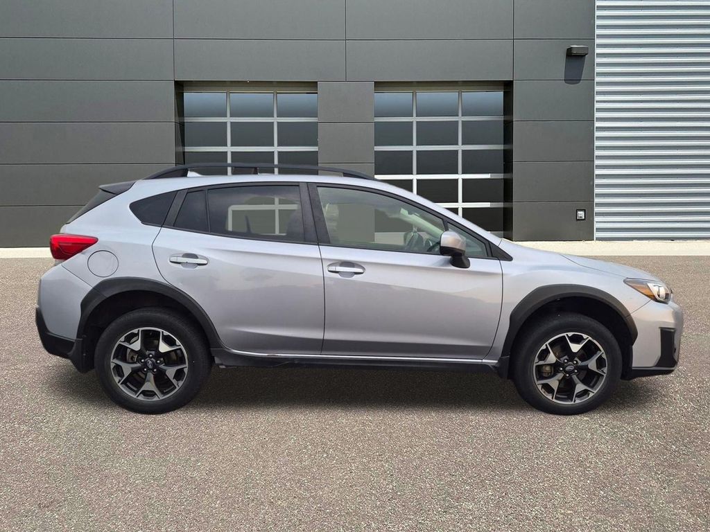 Used 2020 Ice Silver Metallic Subaru Premium image 4