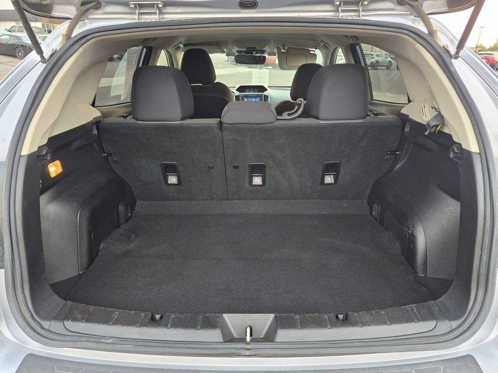 Used 2020 Ice Silver Metallic Subaru Premium image 6