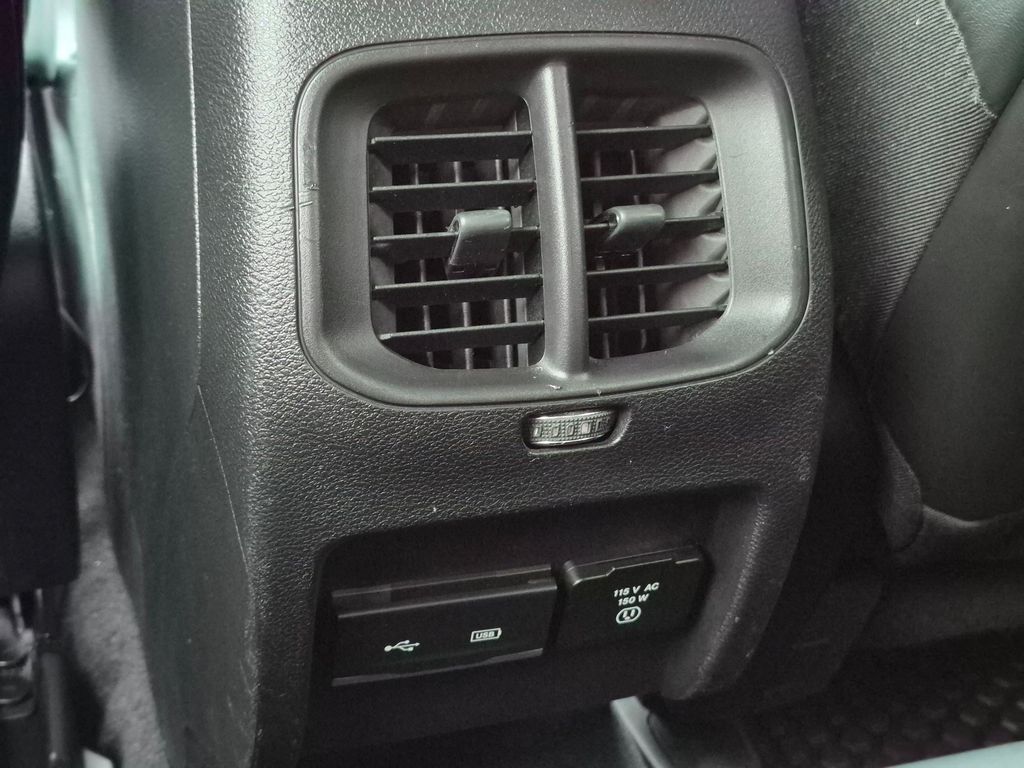 Used 2020 Diamond Black Crystal Pearlcoat Jeep Trailhawk image 18