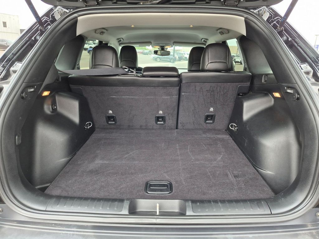 Used 2020 Diamond Black Crystal Pearlcoat Jeep Trailhawk image 6